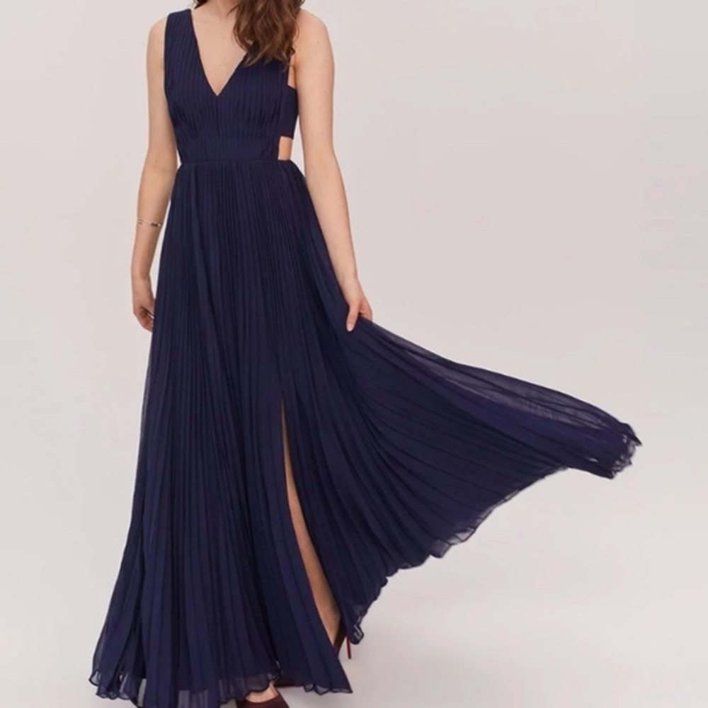 Fame and Partners- Lexus Sleeveless Pleated Maxi Dress Navy XS